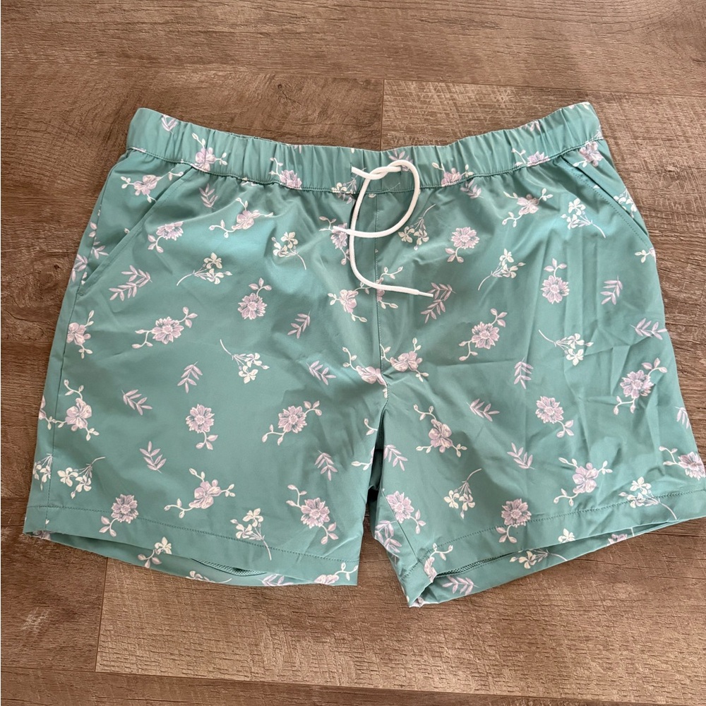 men’s swimsuit